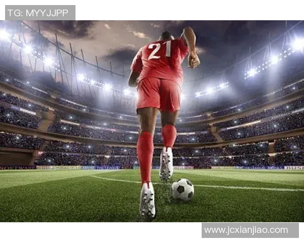 硬发如钢的足球明星们展现出无与伦比的力量与魅力 硬发如钢的足球明星们展现出无与伦比的力量与魅力