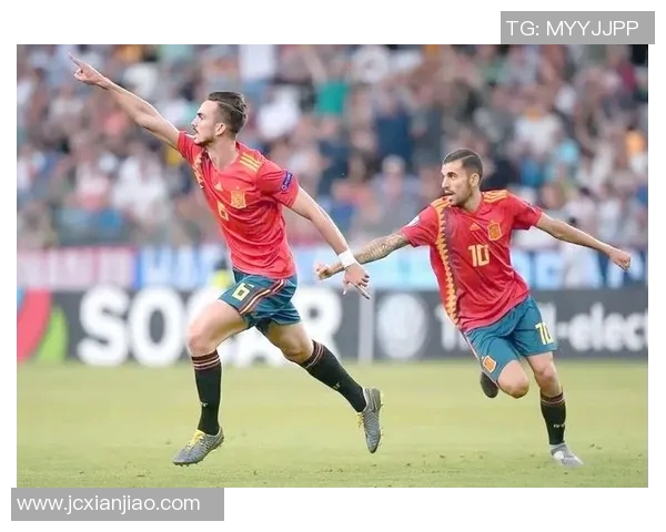 英格兰足球传奇人物回顾揭秘最有名足球明星的辉煌历程与成就